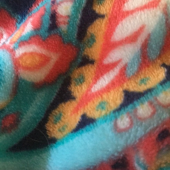 Meet your Posher, Dominique - Picture 1 of 1